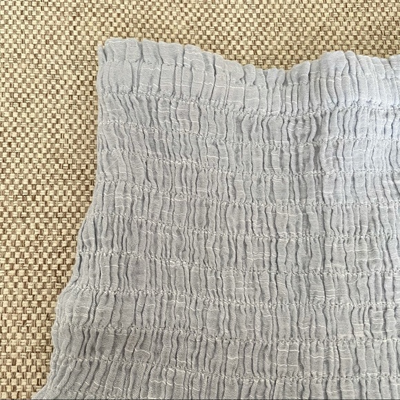 American Eagle Smocked Tube Top - Picture 3 of 4